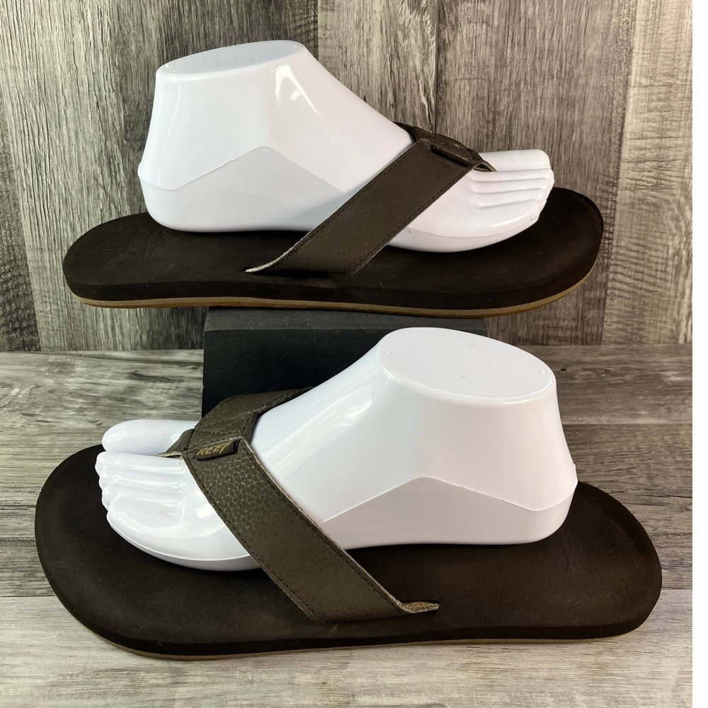 Reef Mens  Flip Flops Brown Thong Sandals Size 10 Casual Beach Shoes